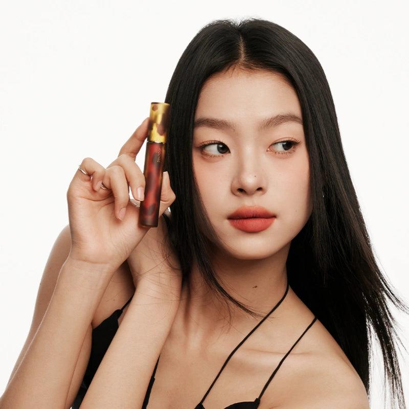 Glazed n Fluffy Matte Lipgloss 3.2g/3.3g