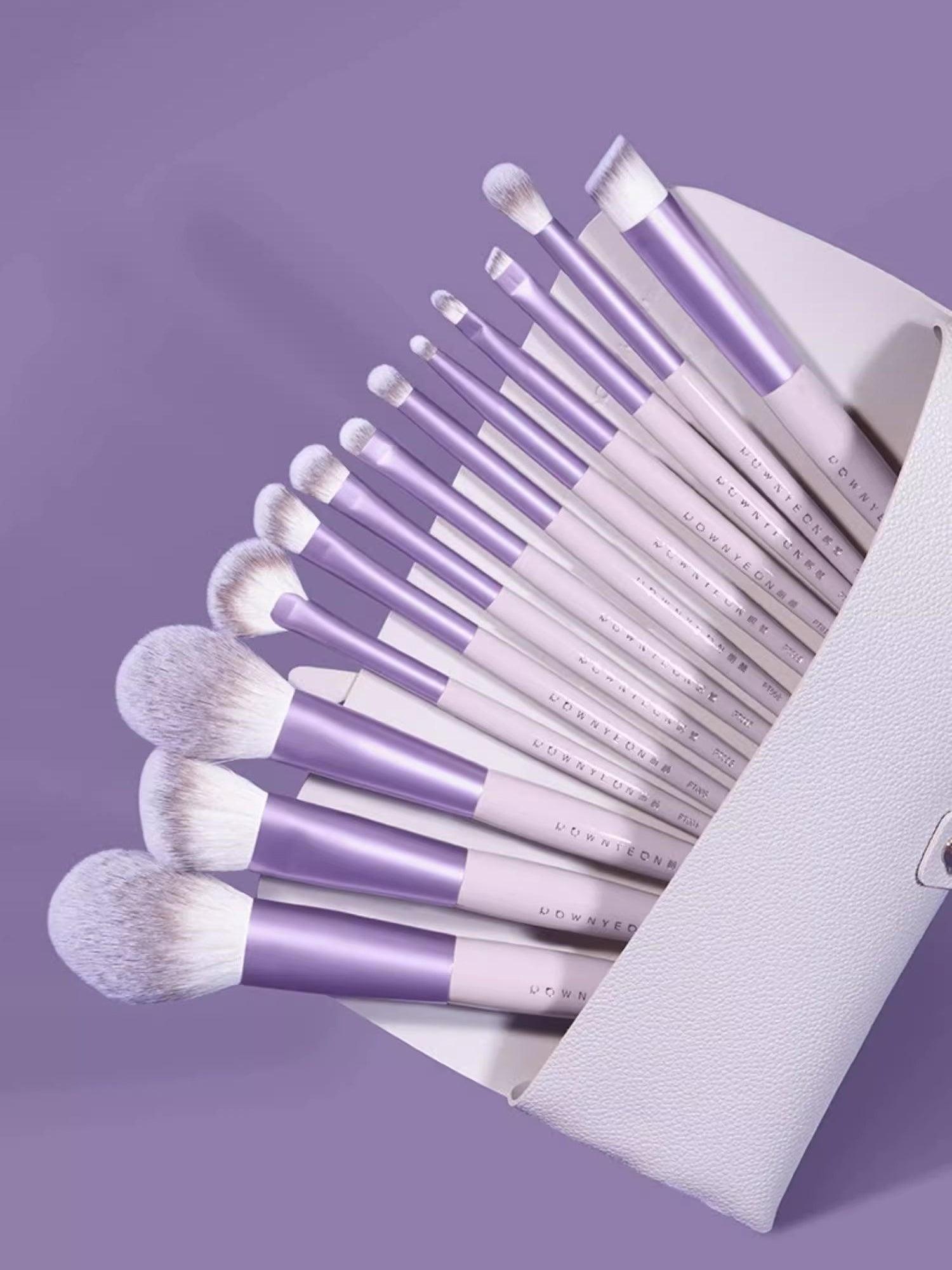 Grape Purple Makeup Brush Set 13 in With Bag