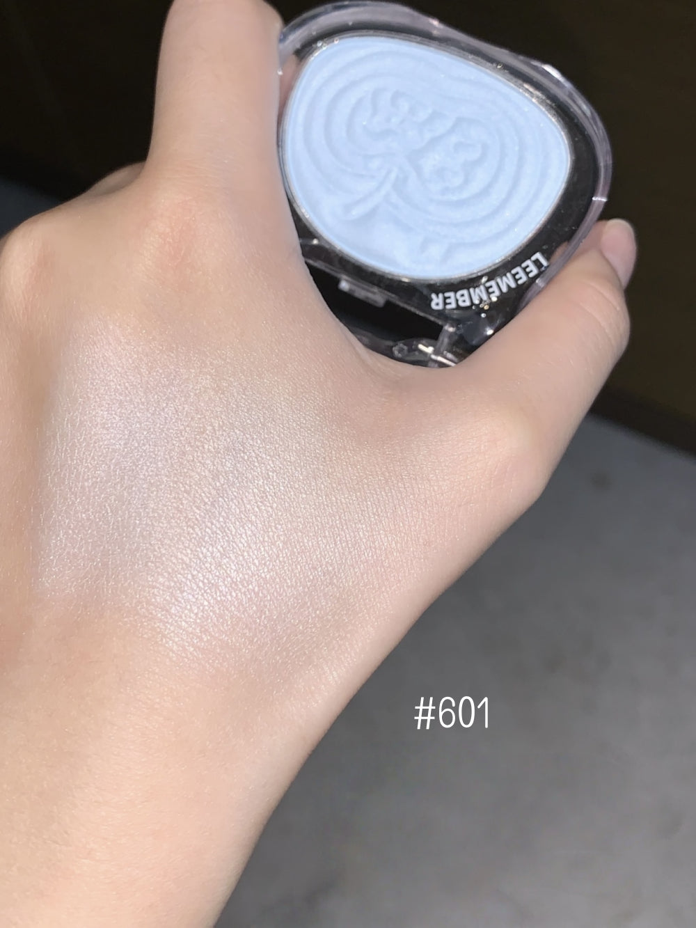 LEEMEMBER Satin Finish Multi Purpose Highlight Blush 5g