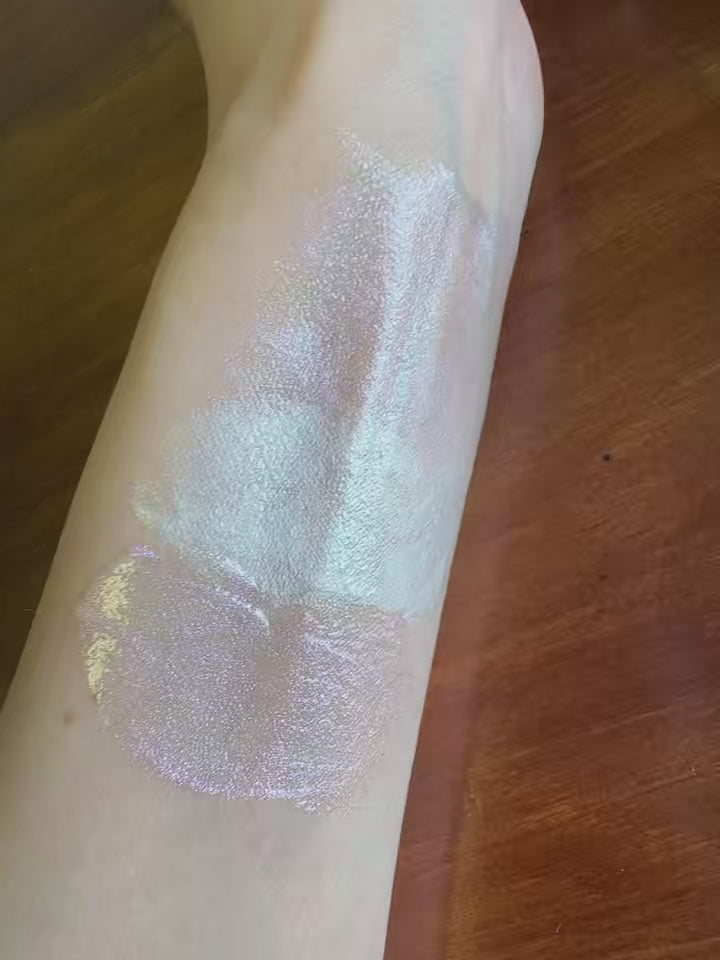 Load video: GOGO TALES Starlight Shimmery Highlighter 8g