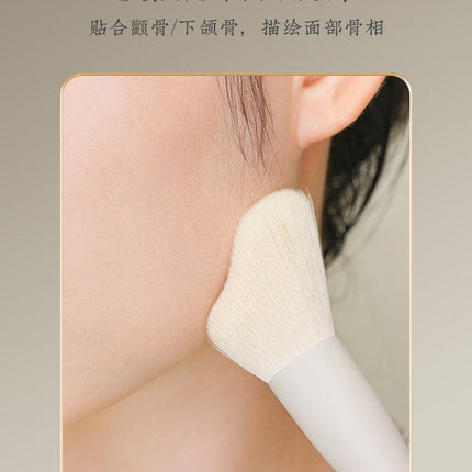 Rownyeon Contour Brush YM241 RY018 - Chic Decent